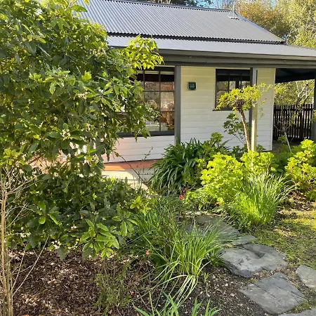 Gaol House Cottages Bicheno Exterior photo
